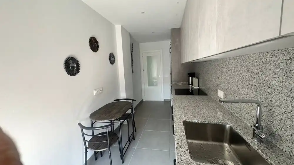 Küche von Wohnungen zur Miete in Estepona mit Klimaanlage, Terrasse und Abstellraum