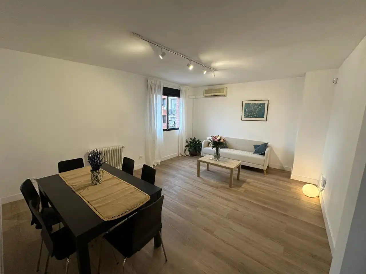 Dúplex de alquiler en Calle Reinosa, Vista Alegre