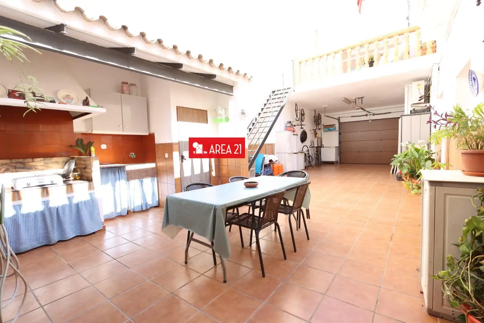 Casa o chalet en venta en La Pobla de Vallbona con Aire acondicionado, Terraza y Trastero