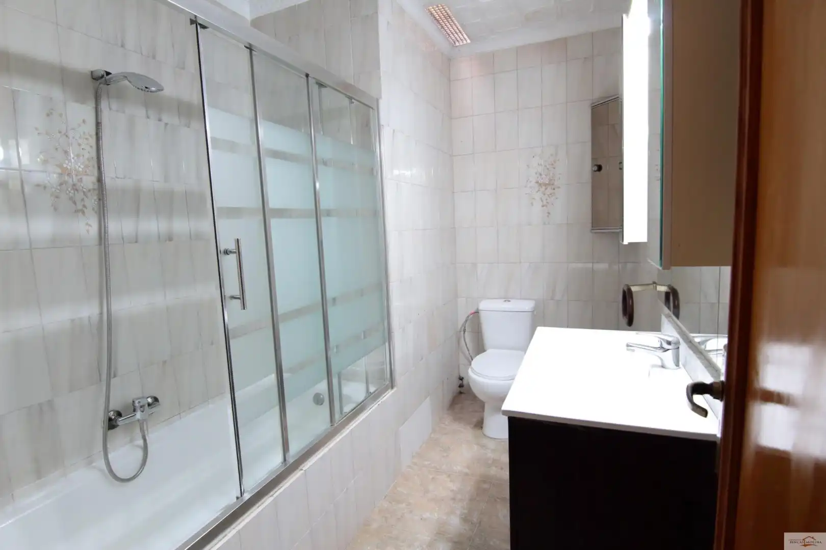 Bany de Dúplex en venda en  Palma de Mallorca amb Jardí privat, Terrassa i Piscina