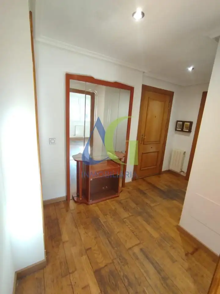 Piso en venta en San Andrés del Rabanedo con Calefacción, Parquet y Trastero