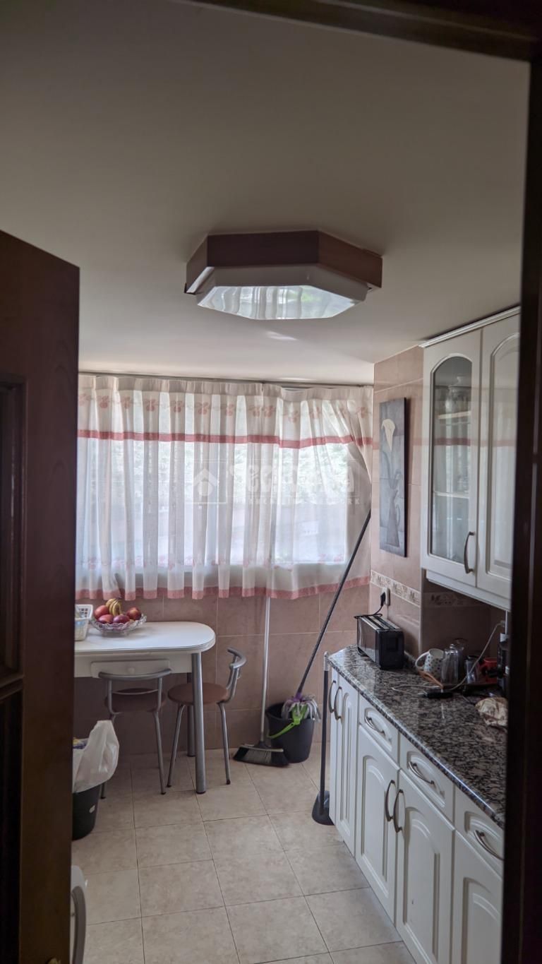 Baño de Piso en venta en  Madrid Capital con Aire acondicionado y Terraza