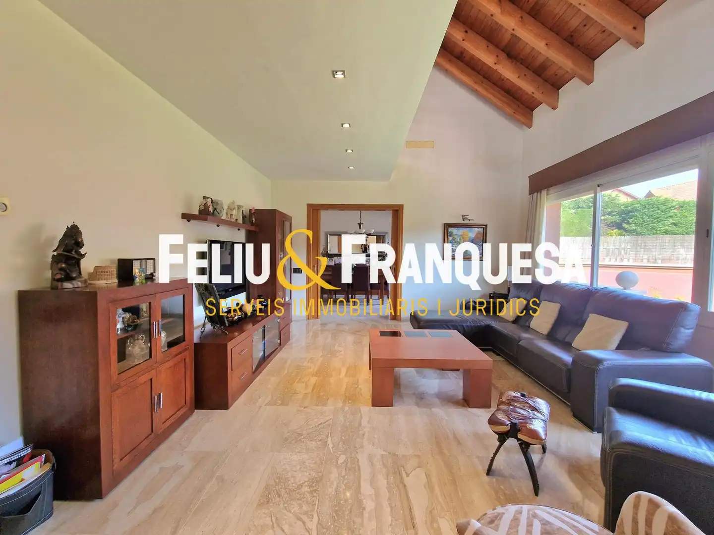Living room of Houses for sale in Sant Cugat del Vallès  with Heating, Private garden and Terrace