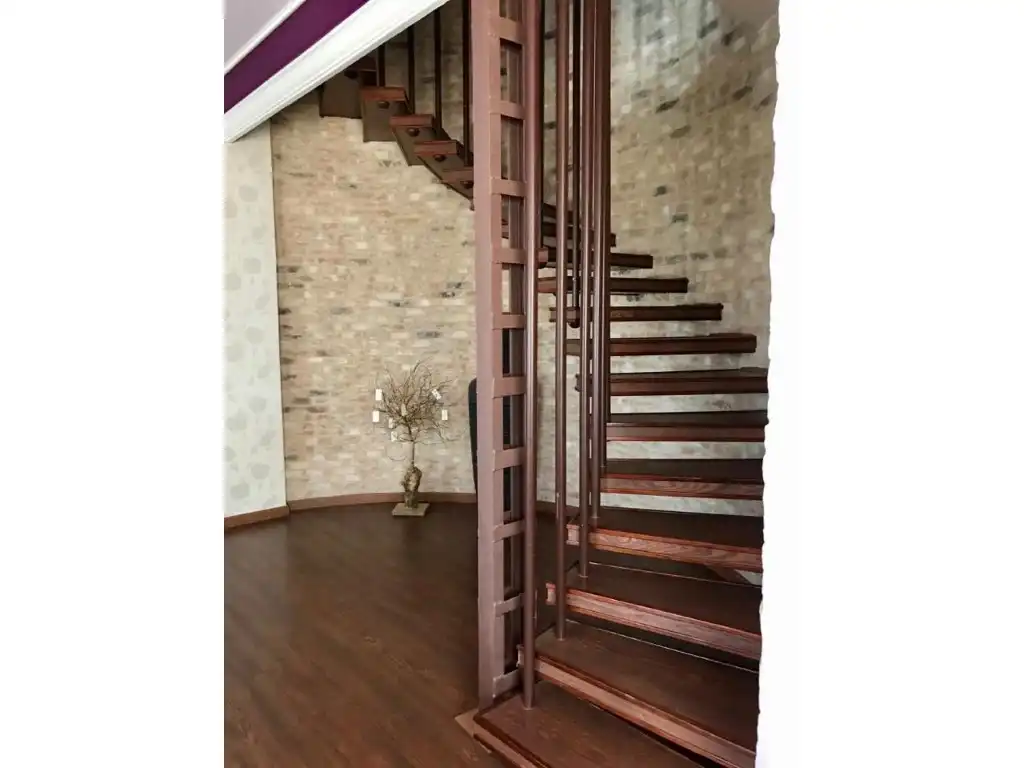 Casa o xalet en venda a PAU 2-600