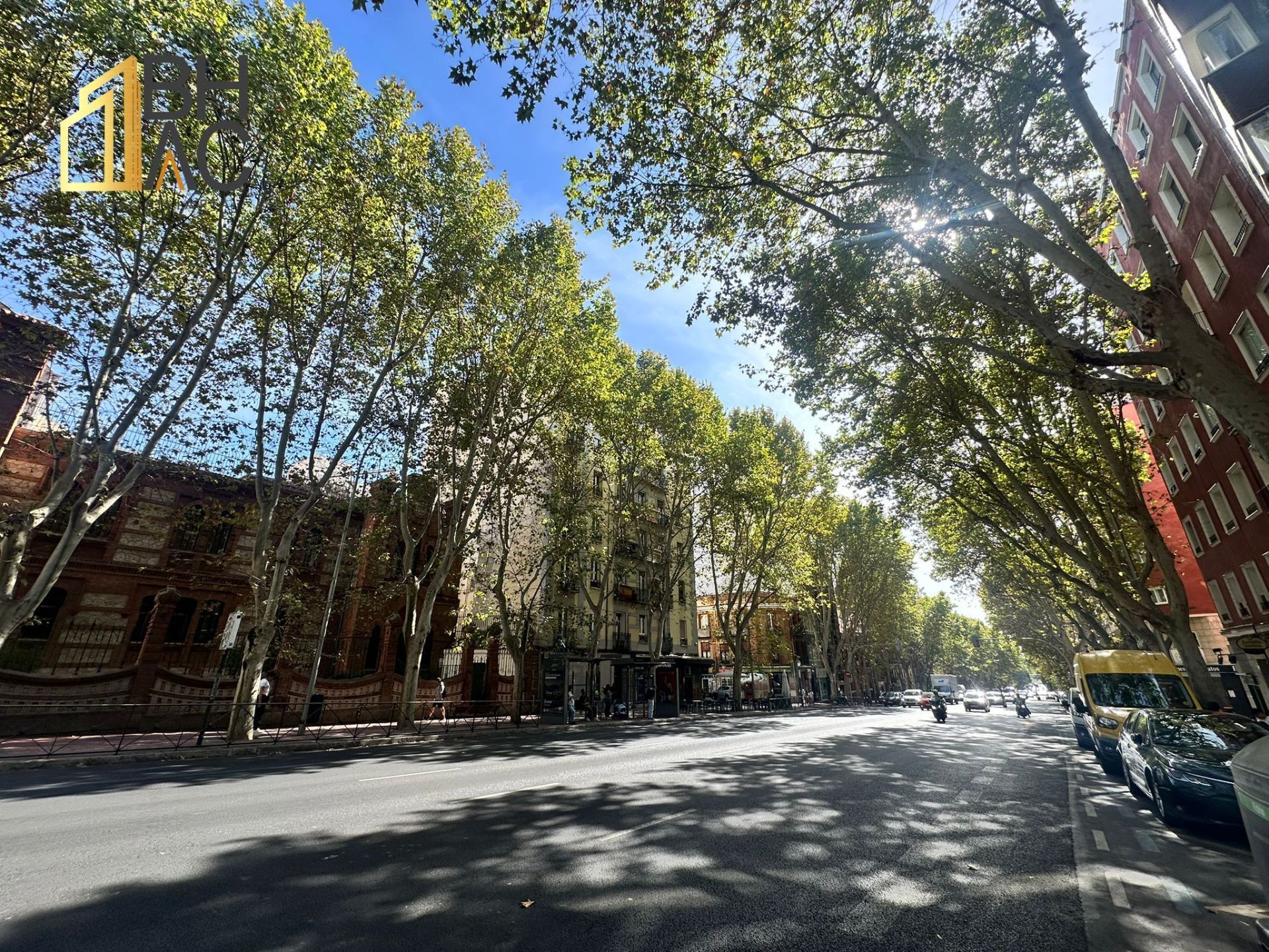 Exterior view of Flat for sale in  Madrid Capital  with Air Conditioner, Heating and Terrace