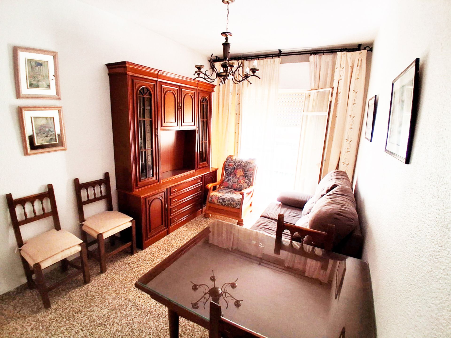 Living room of Flat to rent in  Granada Capital  with Furnished, Oven and Washing machine