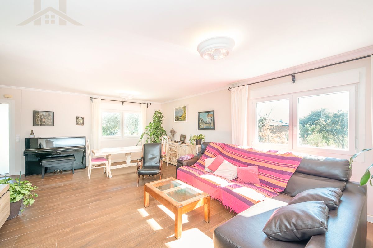 Living room of House or chalet for sale in El Escorial  with Air Conditioner, Heating and Private garden