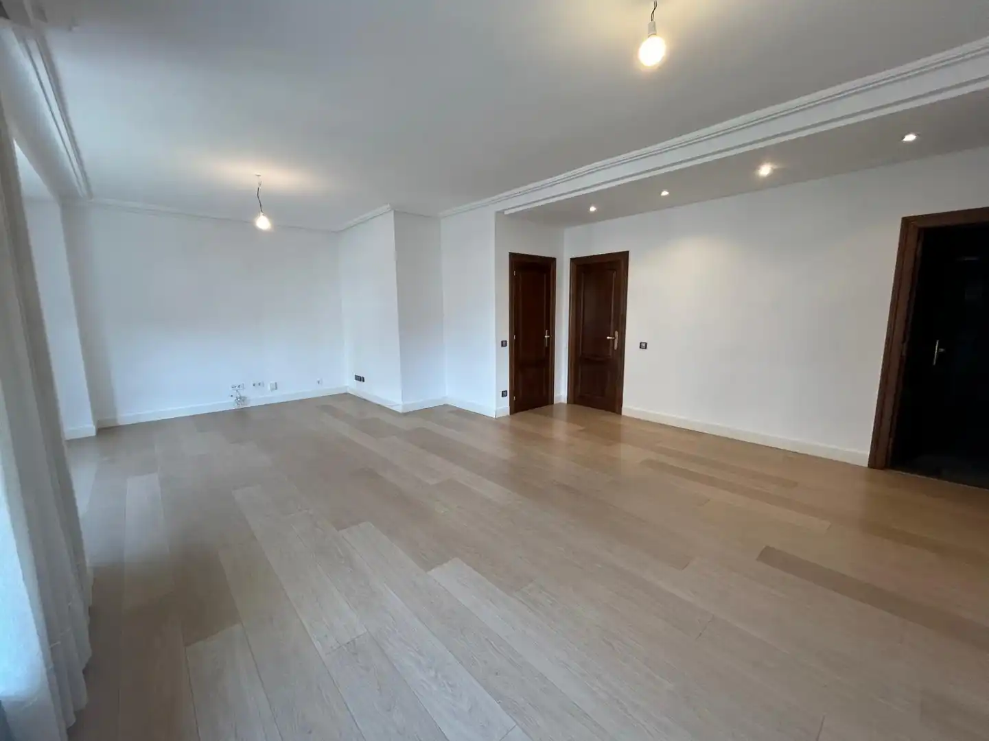 Sala de estar de Piso de alquiler en  Logroño con Aire acondicionado, Calefacción y Terraza