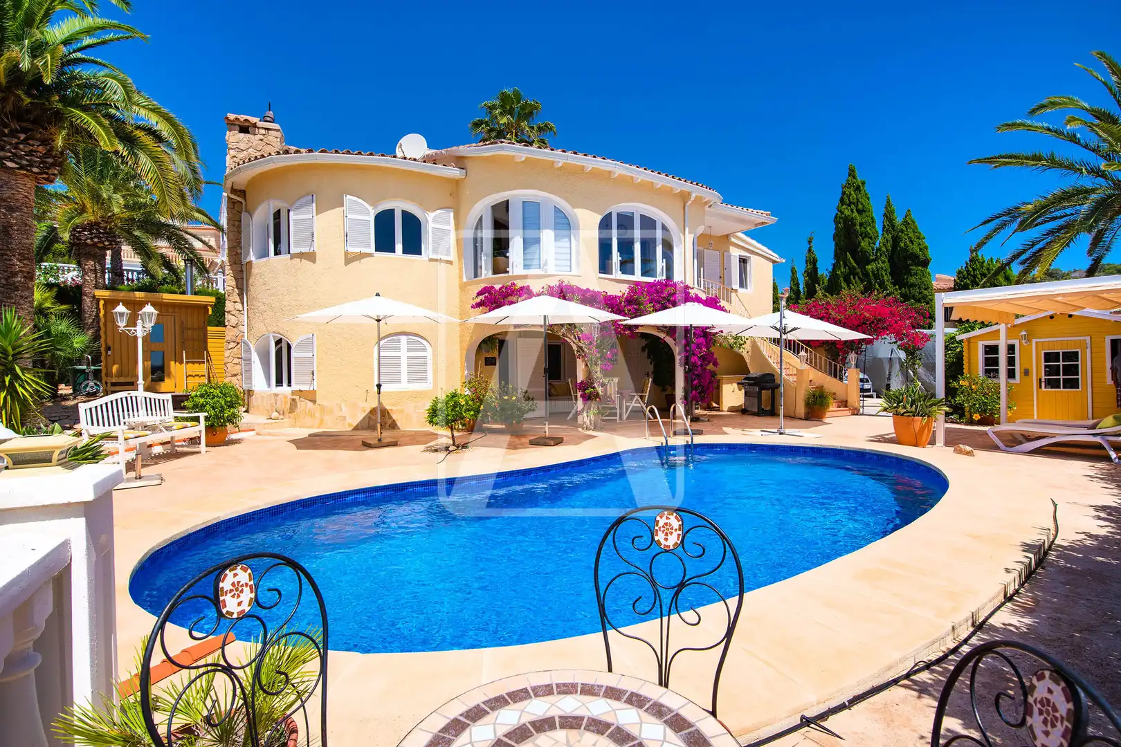 Chalet con piscina en venta en Cometa