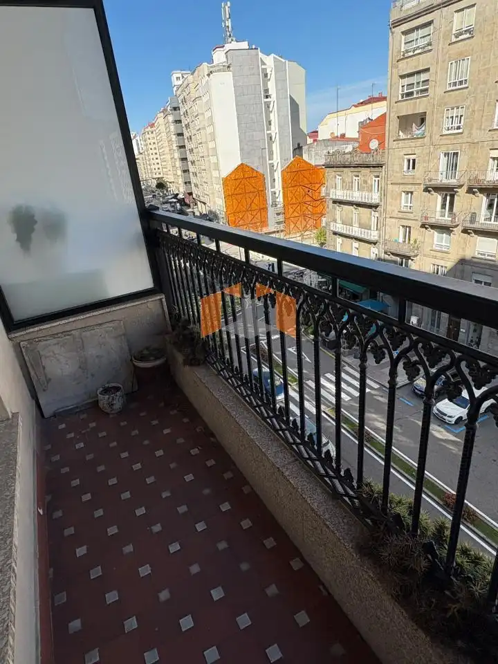 Flat with terrace for sale in Centro Urbano