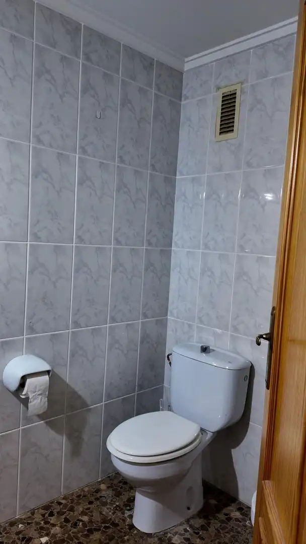 Bathroom of Flat for sale in Oliva
