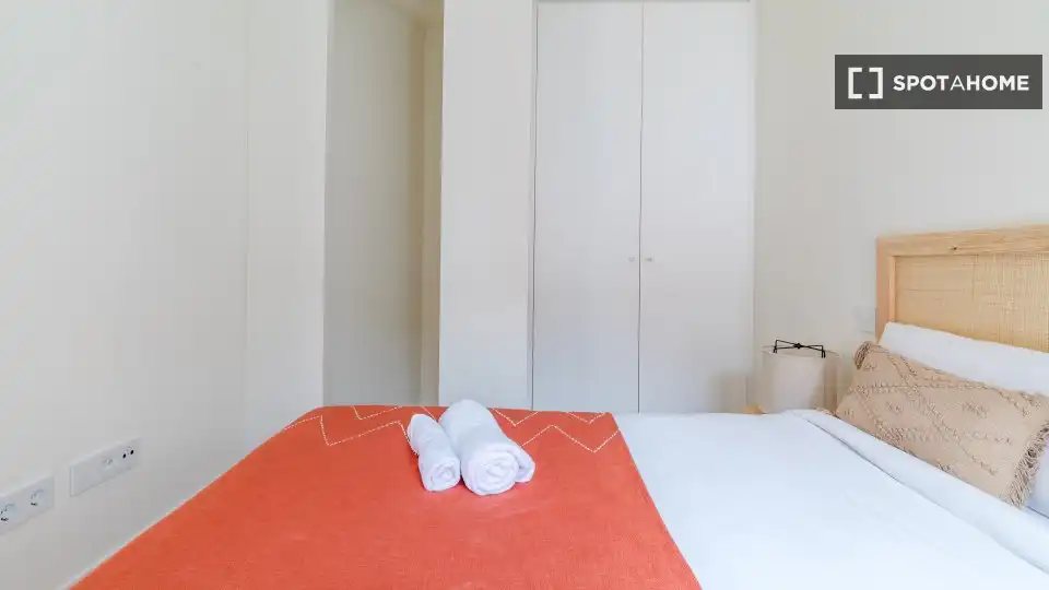 Flat with terrace to rent in Tetuán, imagen 3