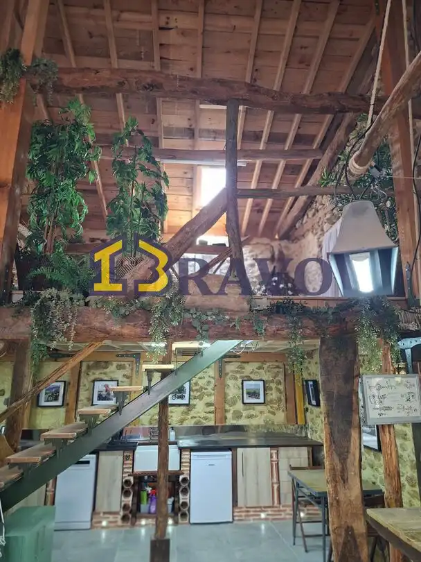 Casa adosada en venta en Merindad de Cuesta-Urria