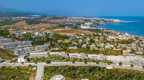 Foto 3 de Apartamento en venta en Guadalobón, Estepona