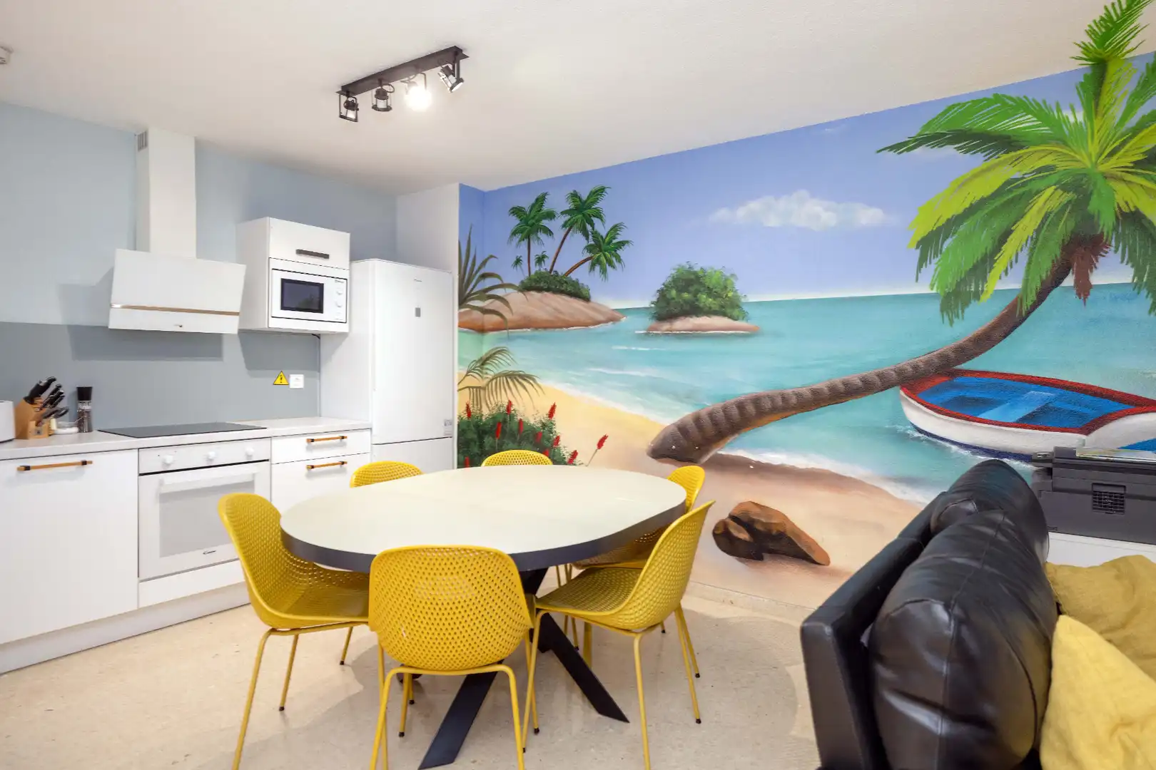 Menjador de Apartament en venda en Marbella amb Aire condicionat, Calefacció i Terrassa