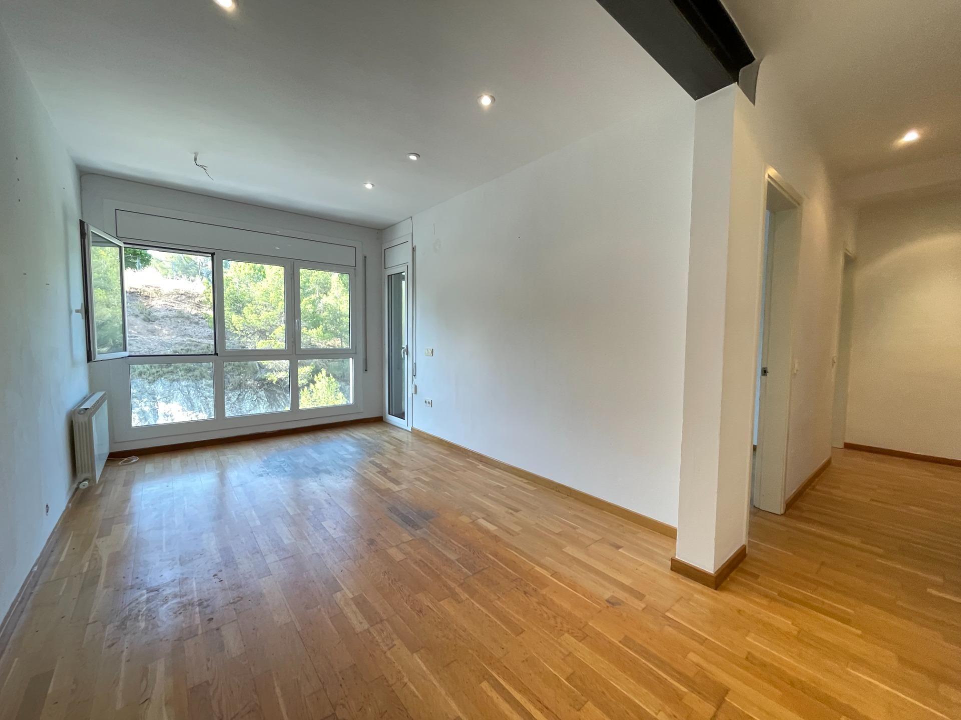 Living room of Flat for sale in Igualada  with Heating, Parquet flooring and Balcony