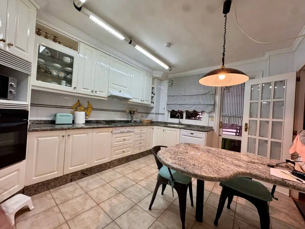 Piso en venta en Avenida Francesc Tàrrega, Piscinas