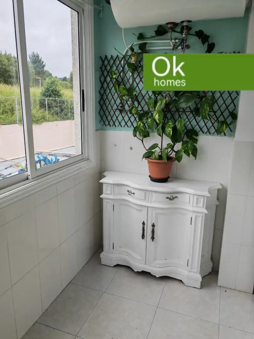 Baño de Piso en venta en Betanzos con Calefacción, Parquet y Terraza
