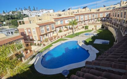 Vista exterior de Casa adosada en venda en Vélez-Málaga amb Aire condicionat, Terrassa i Traster