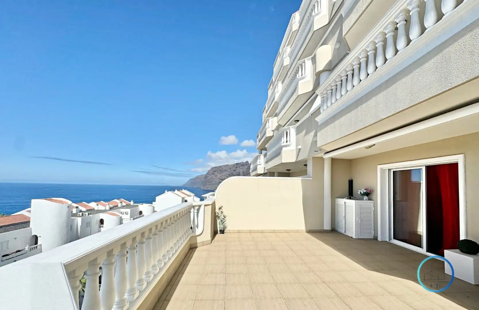Flat with pool for sale in Puerto de Santiago, imagen 2