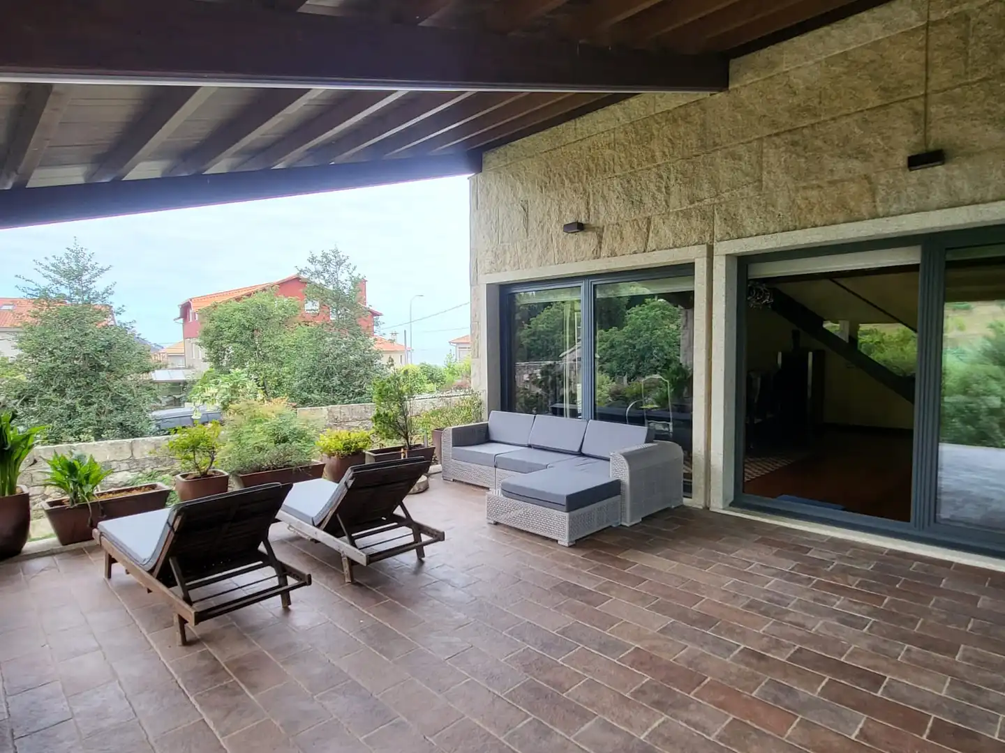 Terrassa de Casa o xalet en venda en Nigrán amb Aire condicionat, Calefacció i Jardí privat