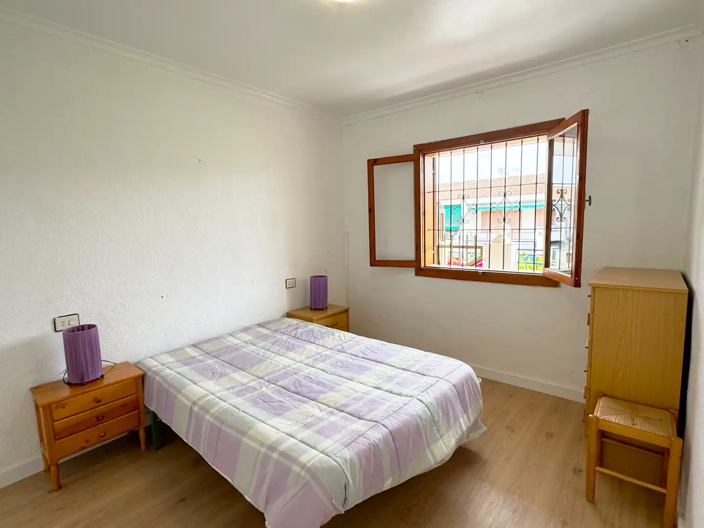 Habitación de Piso en venta en San Pedro del Pinatar con Parquet, Amueblado y Lavadora