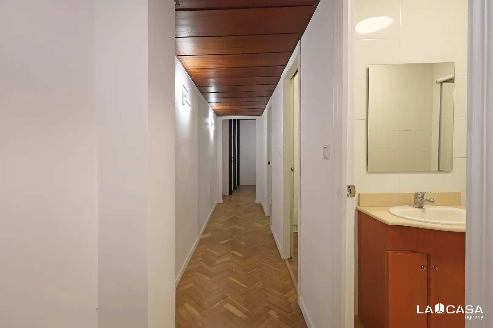 Piso en venta en Barcelona con Balcón