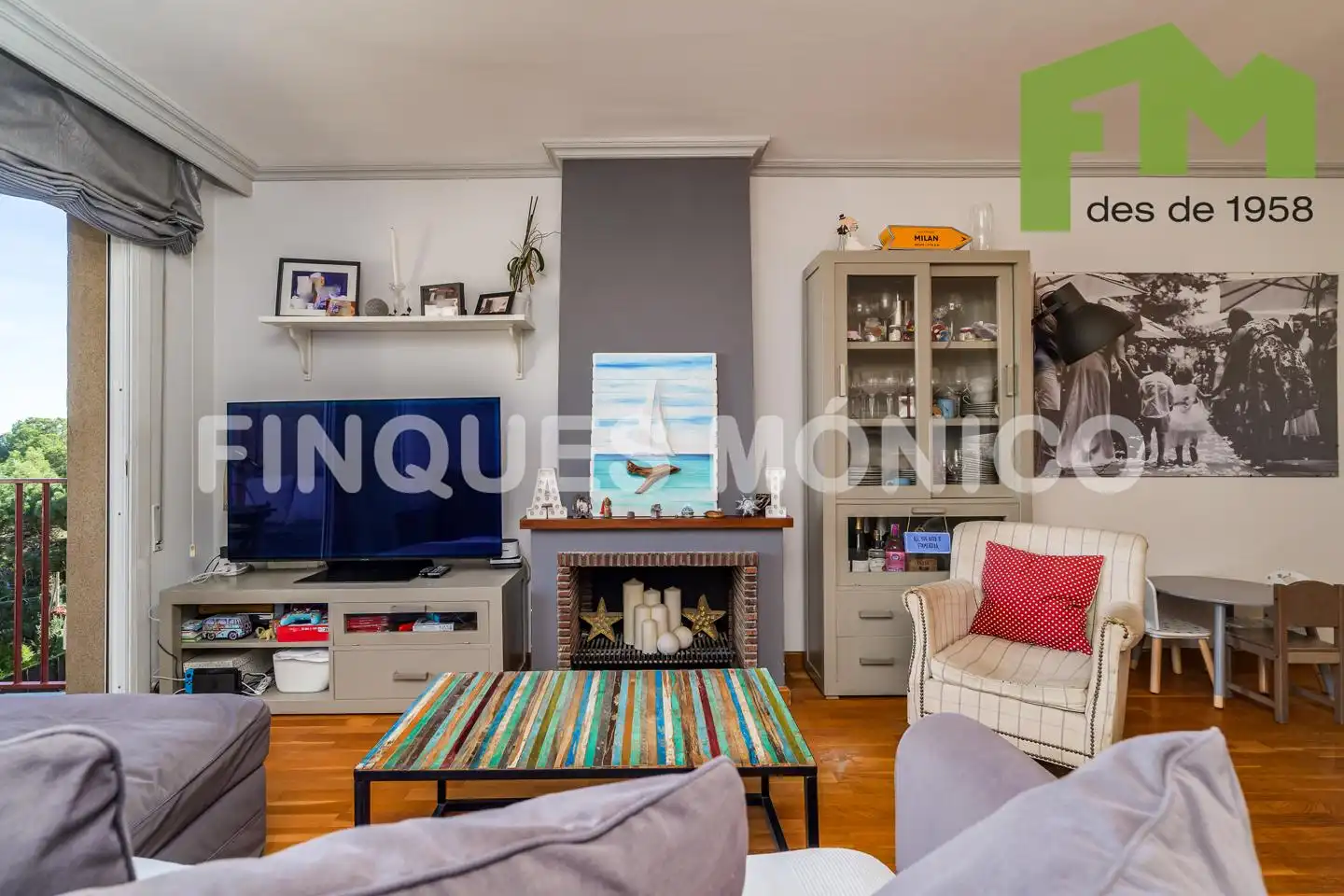 Sala de estar de Piso de alquiler en Teià con Calefacción, Parquet y Terraza