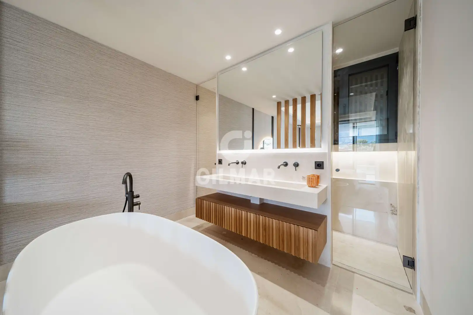 Bany de Apartament en venda en Marbella amb Calefacció