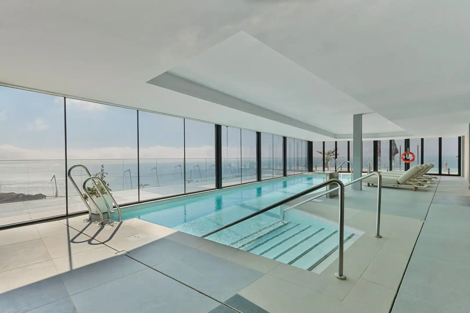 Piscina de Apartament en venda en Fuengirola amb Aire condicionat, Calefacció i Terrassa