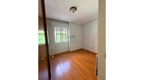 Foto 3 de Piso en venta en Valdepasillas - La Paz - Huerta Rosales, Badajoz Capital