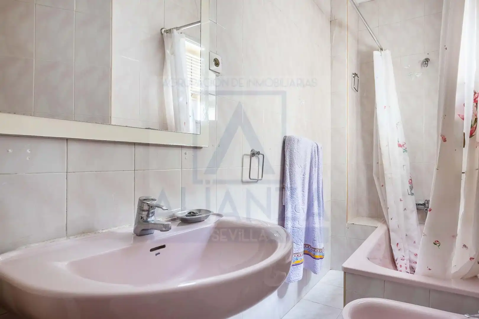 Baño de Piso en venta en Camas con Aire acondicionado