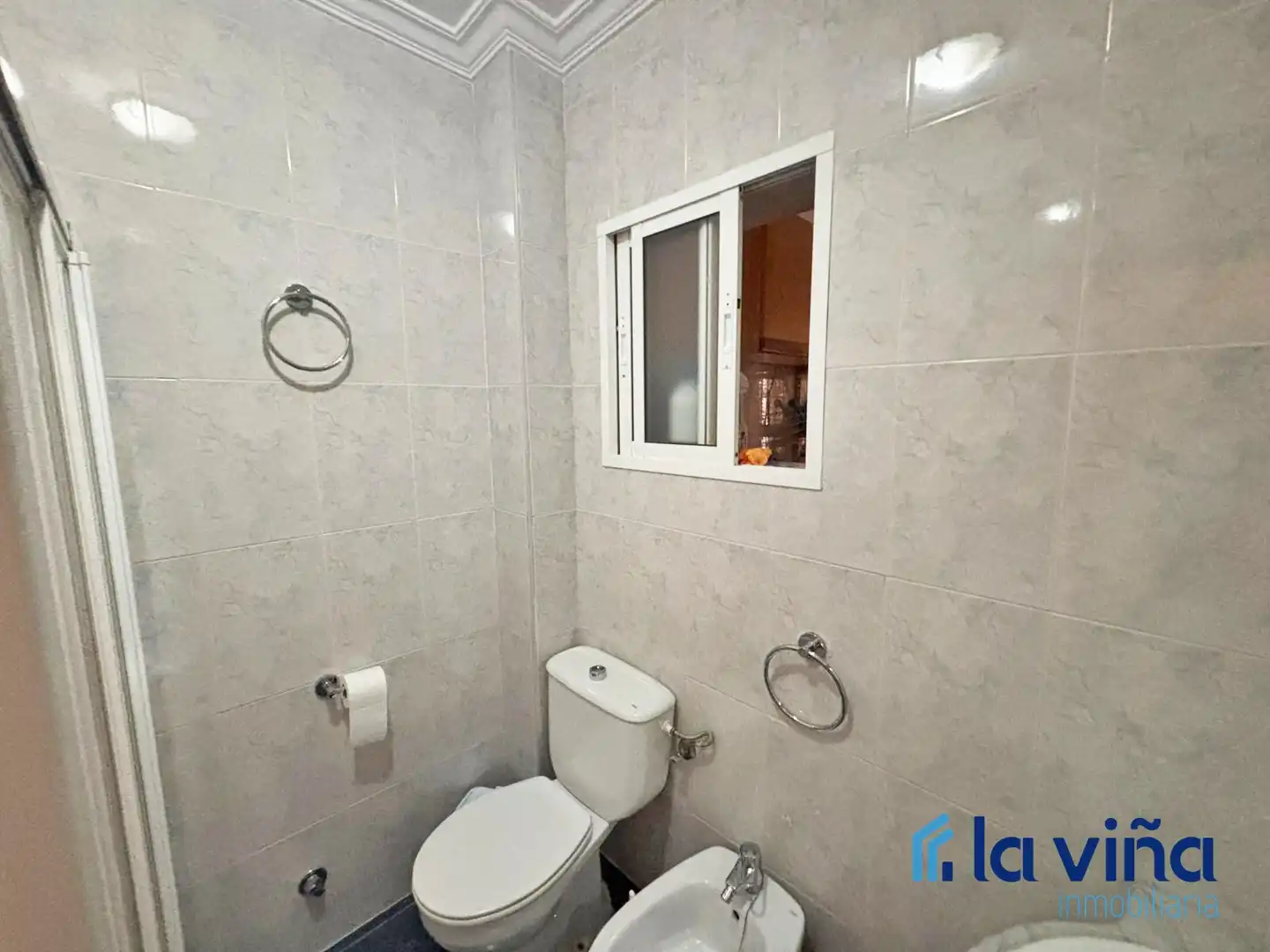 Baño de Piso en venta en Antequera con Aire acondicionado