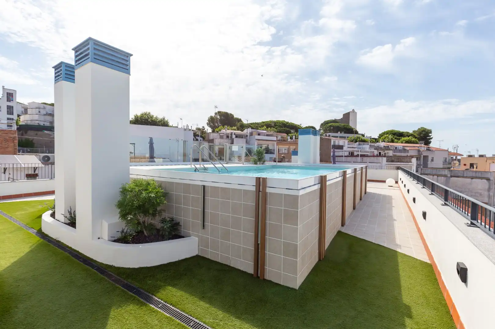 Swimming pool of Flat for sale in Sant Pol de Mar  with Air Conditioner, Heating and Terrace
