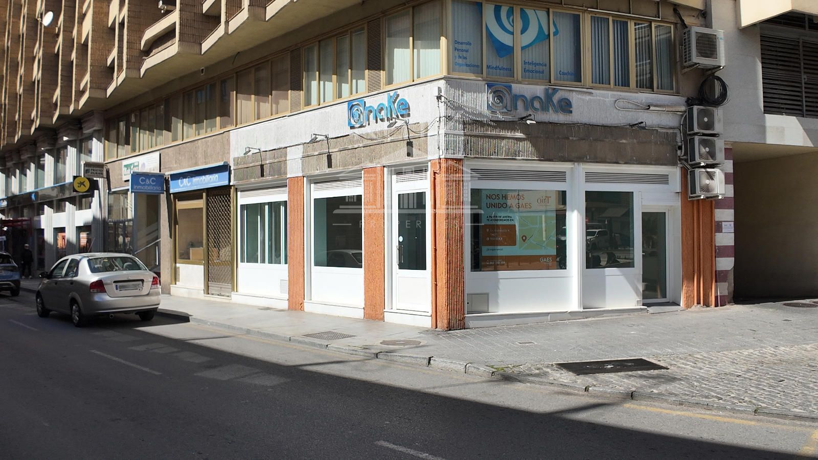 Vista exterior de Local de alquiler en Motril con Aire acondicionado