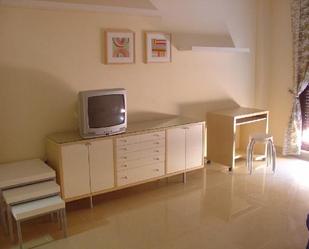 Bedroom of Study to rent in  Almería Capital  with Air Conditioner