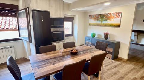 Foto 5 de Casa adosada en venda a  Bajada al Mercado, 3, Colunga, Asturias