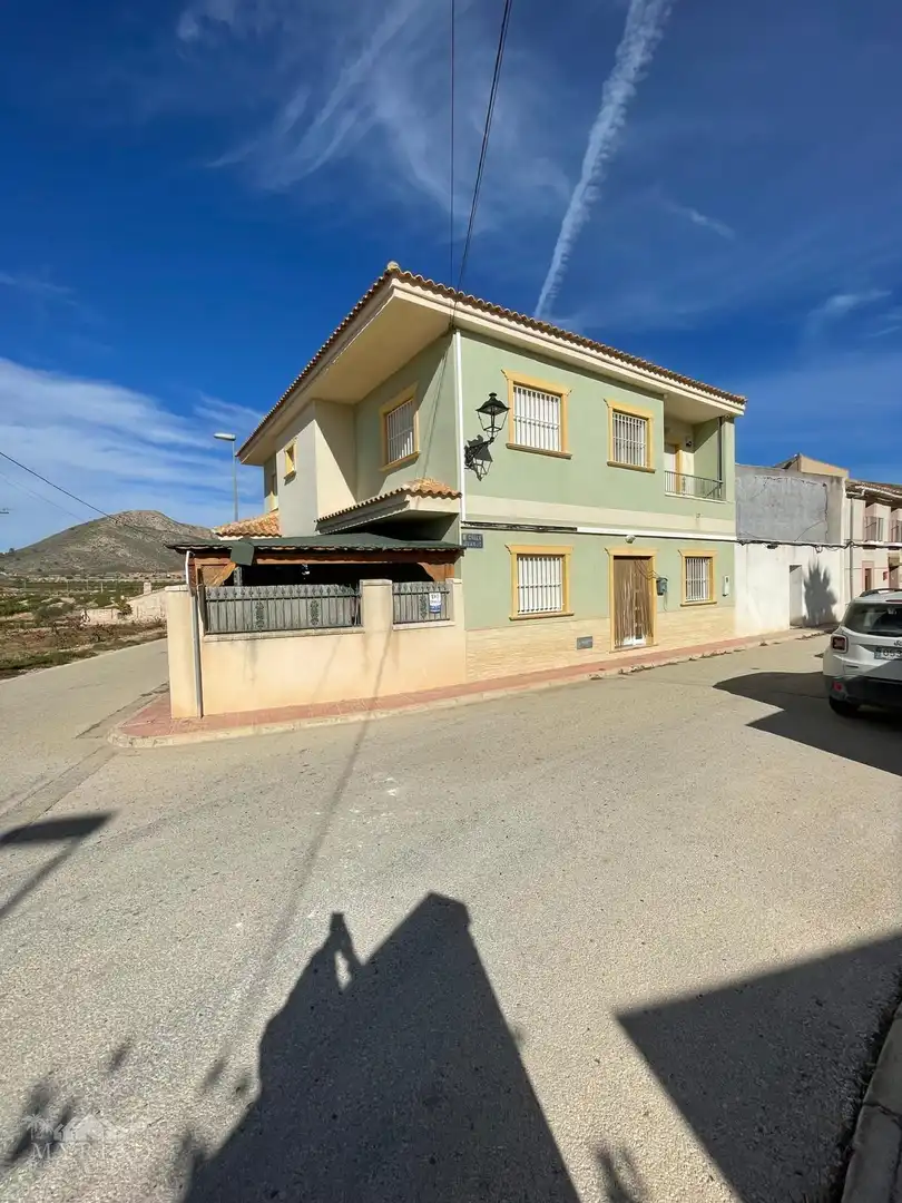 Landhaus zum Verkauf in El Pinós / Pinoso
