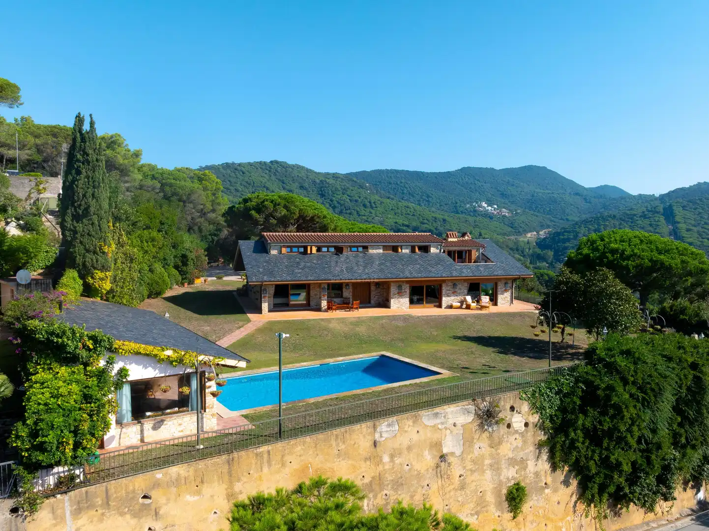 Jardí de Casa o xalet en venda en Sant Andreu de Llavaneres amb Aire condicionat, Calefacció i Terrassa