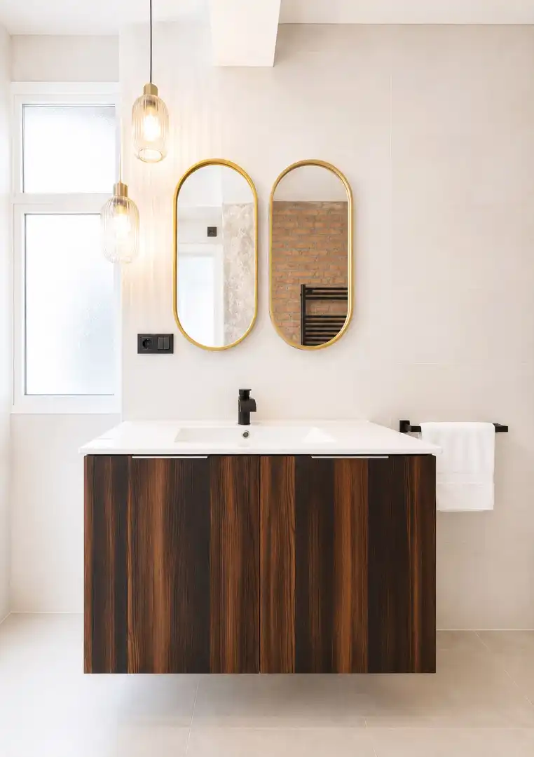 Bathroom of Flat for sale in Baza  with Air Conditioner, Heating and Parquet flooring