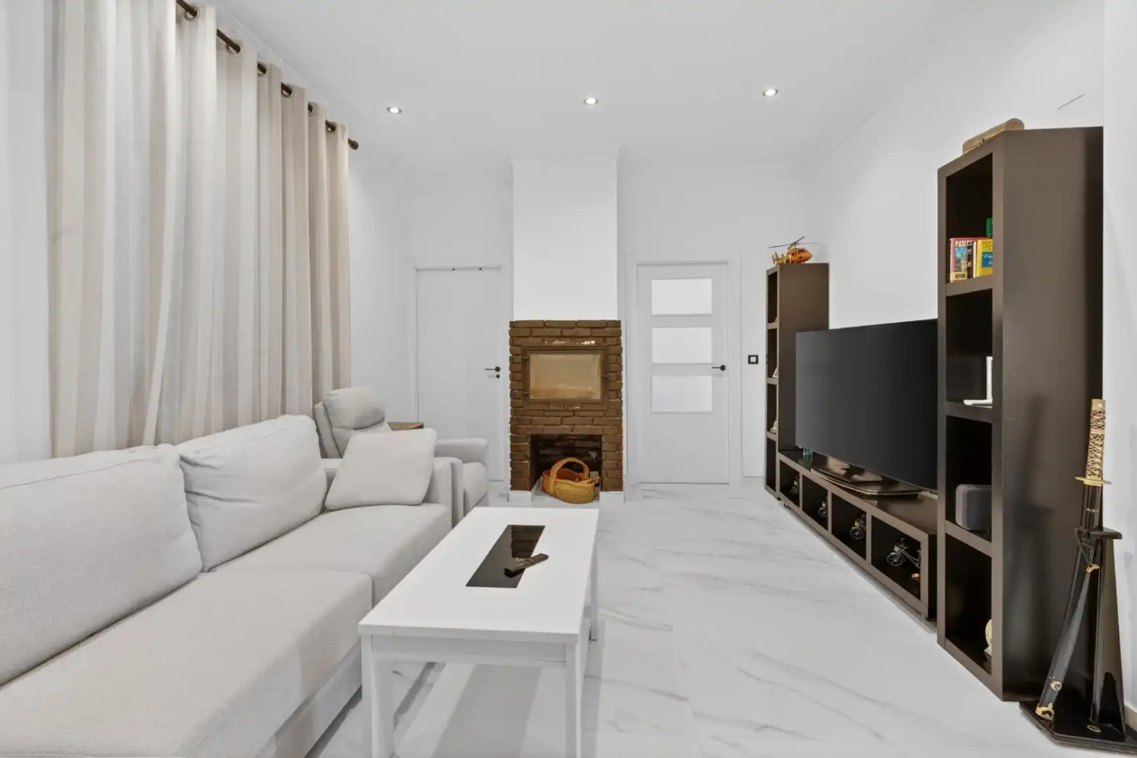 Sala d'estar de Casa o xalet en venda en Elche / Elx amb Aire condicionat, Calefacció i Jardí privat