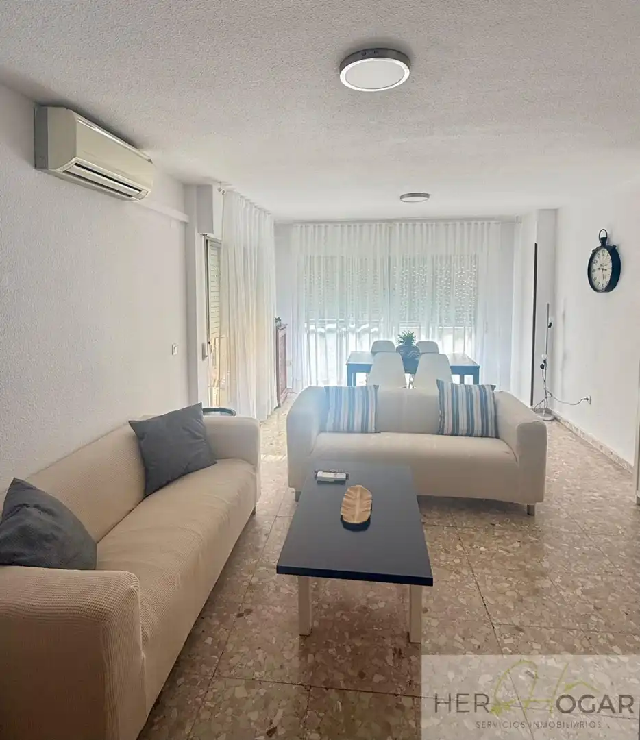 Sala de estar de Piso de alquiler en Toledo con Aire acondicionado, Calefacción y Parquet