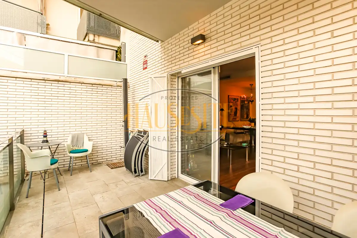 Dúplex en venda a Carrer del Garraf, 2, Aiguadolç - Sant Sebastià