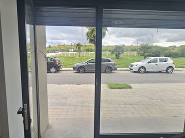 Business premises to rent in Calafell Residencial