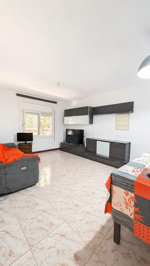 Sala de estar de Piso en venta en Cerdanyola del Vallès con Aire acondicionado