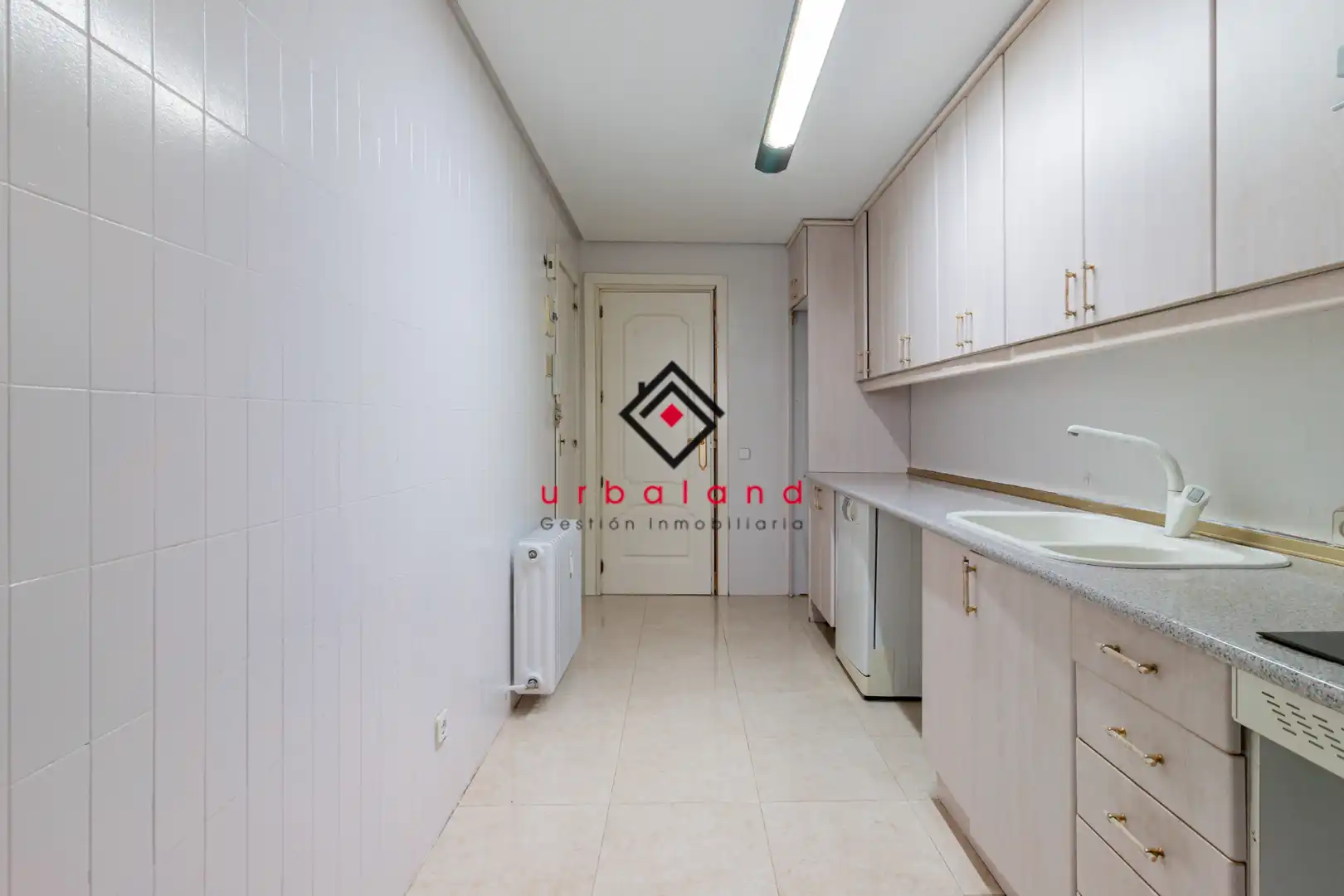 Kitchen of Attic for sale in Madrid  with Air Conditioner, Heating and Terrace