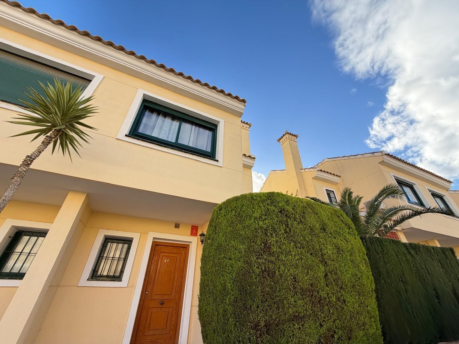 Exterior view of Single-family semi-detached for sale in Orihuela  with Air Conditioner, Private garden and Terrace