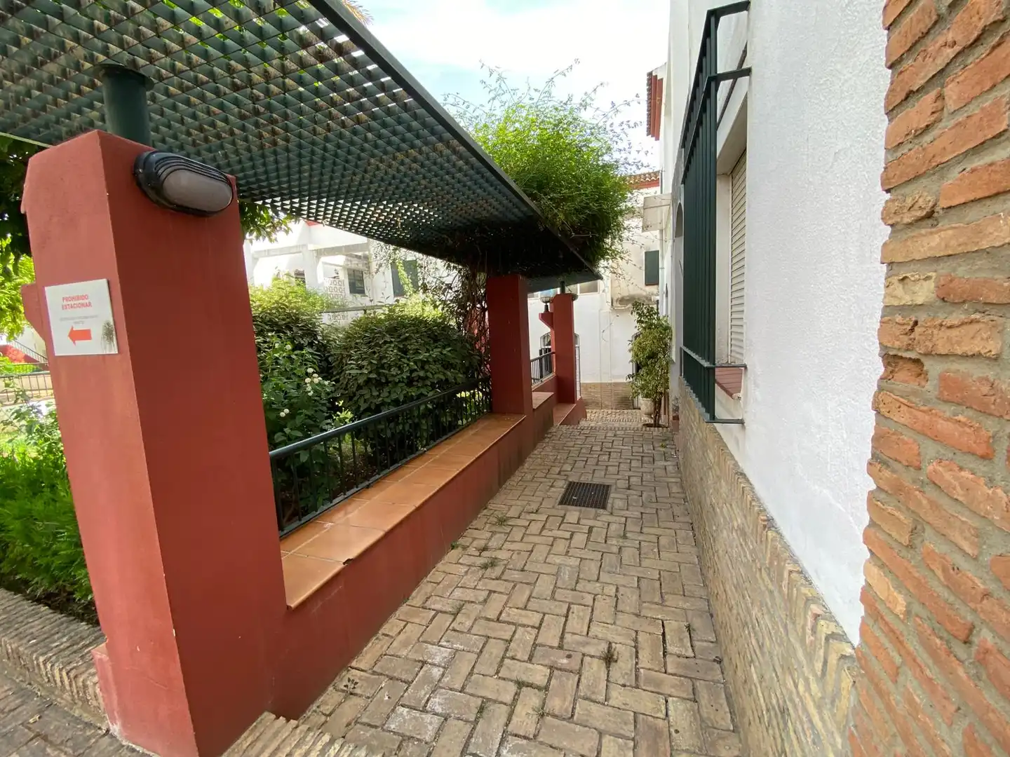 Terraza de Casa adosada en venta en Alcalá de Guadaira con Calefacción y Horno