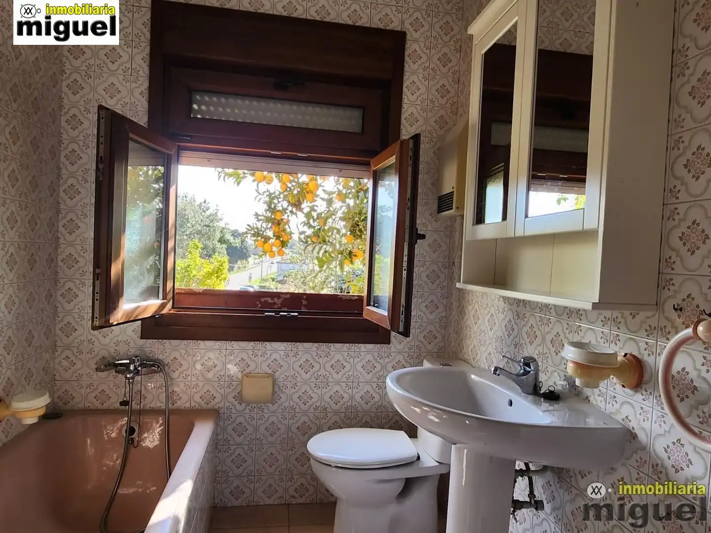 Bathroom of Houses for sale in Ribadedeva  with Heating, Private garden and Terrace