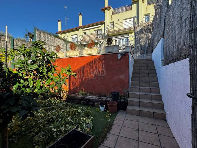 Casa adosada en Venta en Levantina - Montgavina - Quintmar
